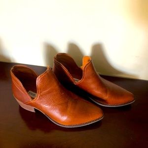 Steve Madden booties